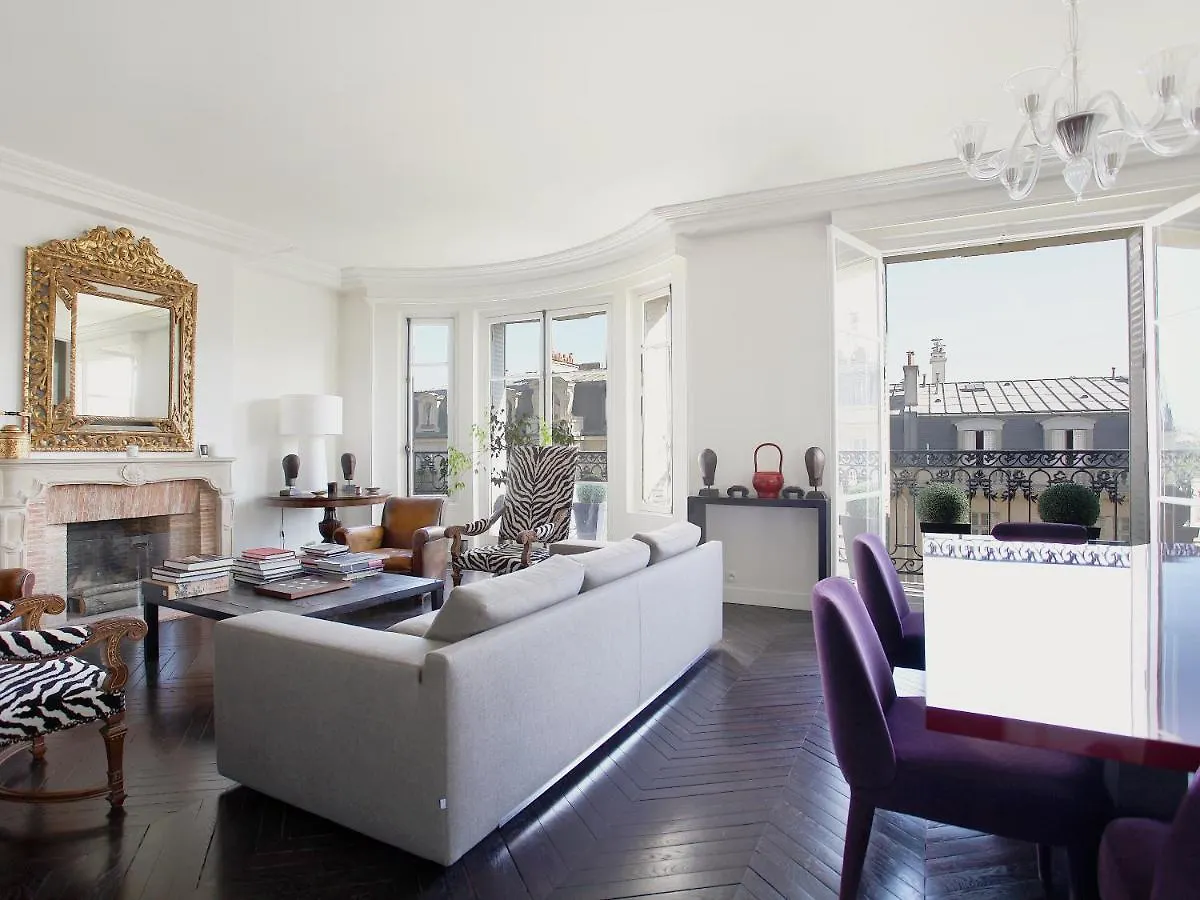 Apartment Outstanding 2 Bedrooms With A Terrific Eiffel Tower View Paris France