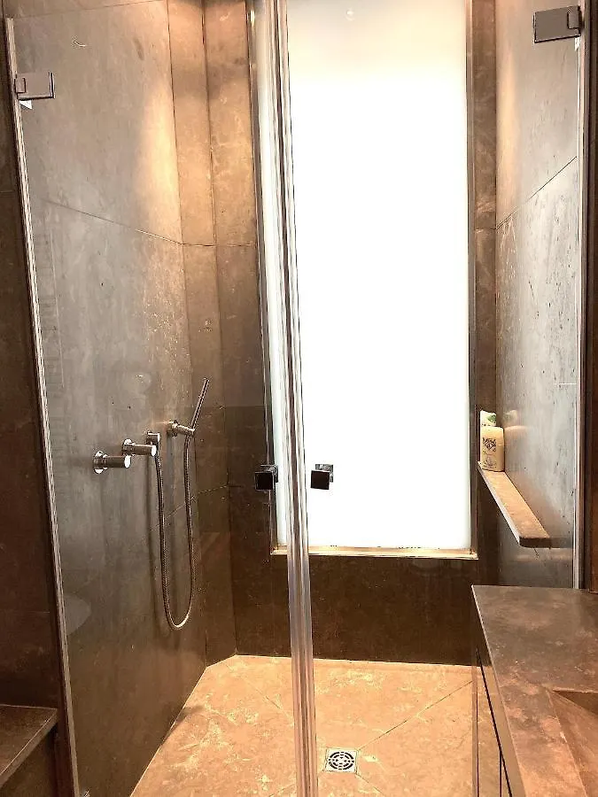 Outstanding 2 Bedrooms With A Terrific Eiffel Tower View Paris 0*,